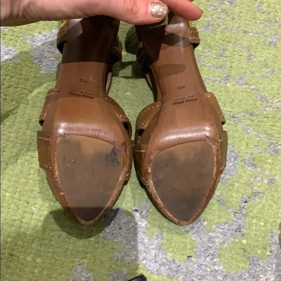 Miu Miu brown heeled sandals - Picture 2 of 3